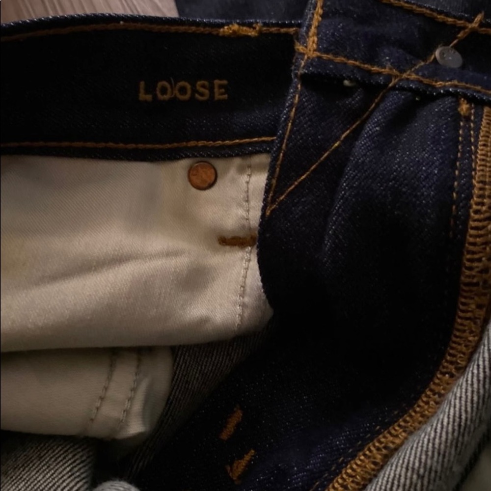 Mens American eagle jeans size 32x34. Dark denim. Nice jeans brand new